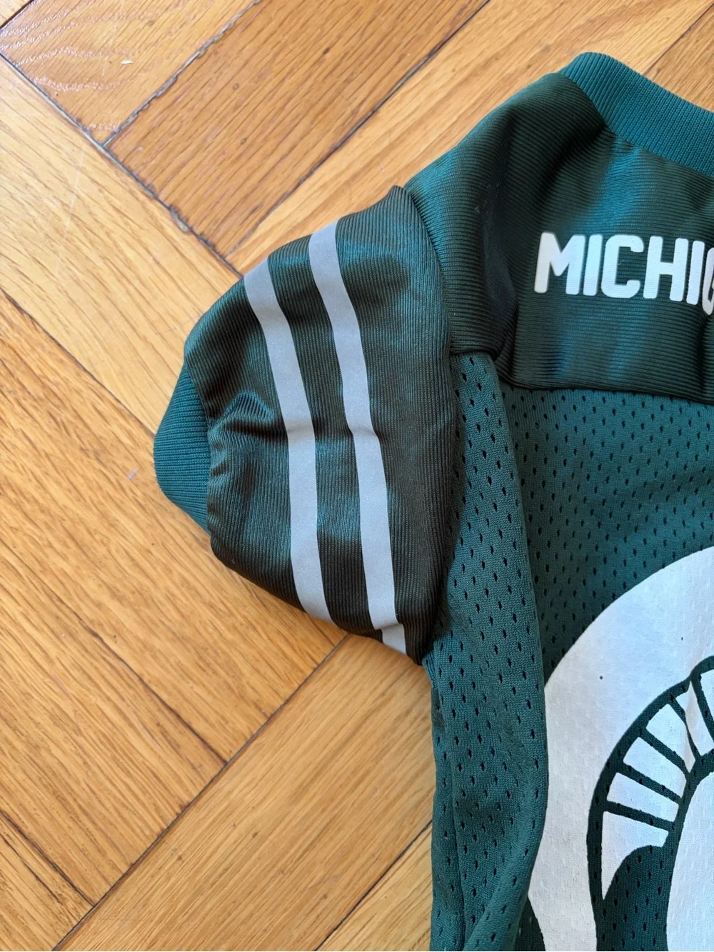 Michigan State University Spartans Dog Green Team Jersey Shirt!